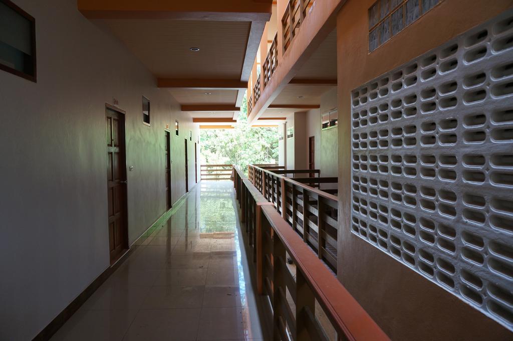 N.D.Hotel Ko Lanta Extérieur photo